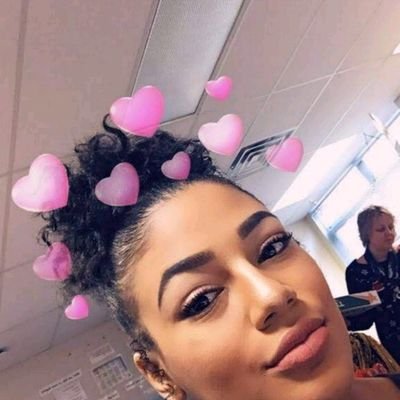 _kldp's profile picture. September🦋
Ig: @_kldp