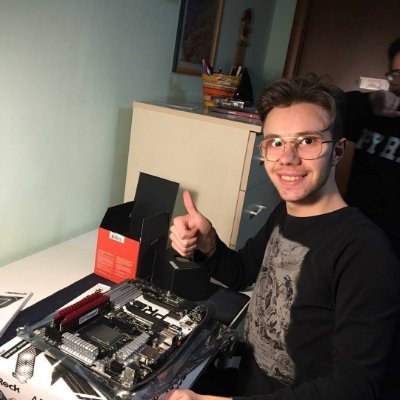 ✍#Technical_Editor |💻#Arduino |📀#modderPC #HW #SW |🐧#Linux |👨💻#Coding | 🚦#Tech | 🍕Manfredonia, Italy | #IT
➡Read my articles on https://t.co/yW5Tg8JCXz.