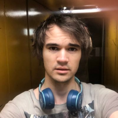 26. Student of Human Medicine. Single. Living in Croatia, Varna and Germany (Karlsruhe). German