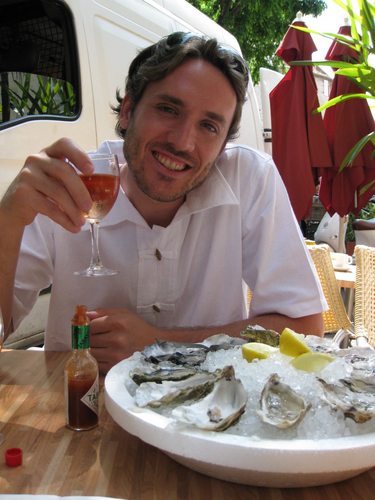 TarahTastes's profile picture. Reviews, thoughts & discoveries about film, TV, art, issues, food & alcohol. For my digital media & marketing content: follow @tarahfo & http://t.co/UuqIs5rtOi