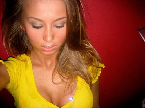 Live life to the fullest! I love my Mac. I can play video games all day. I am a student.