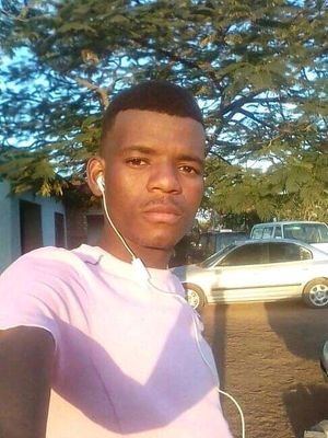 YunrobD's profile picture. having fun with bae