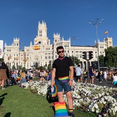 ✈ Azafata depresiva 🛫; 
🎥🎬 Cinefilo; 🇧🇴; 🏳️‍🌈 #pride; Autodidacta de la vida.💅
https://t.co/6QzX0rohuD…