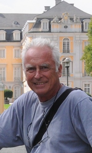 Urban design+movement+user's rights. Former CTC Cllr. G'father. Studied: St Martins; RCA. Taught fine art, architecture & urban design @OBU, likes Italian shoes