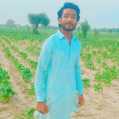 main hun aap ka apna Tasawar balkaal mianwali sy or Gul Panra ka bhot bara fan hooo