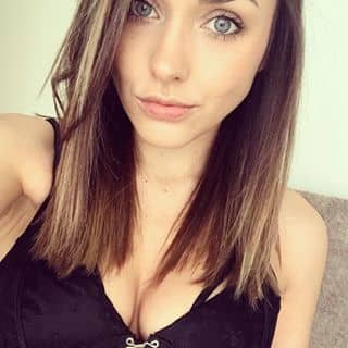 I'm an honest lady. I'm straightforward and easy to get along with. I love to make friends and meet new people.