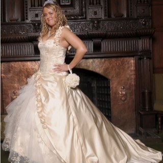 PaulinasBrides's profile picture. Exclusive bespoke bridal wear service that make your dream dress a reality! We made to measure custom wedding, evening & prom dresses for all ladies!