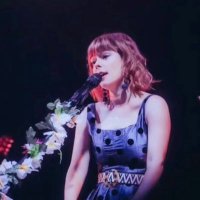 Lenka Kripac(@LenkaMusic) 's Twitter Profile Photo