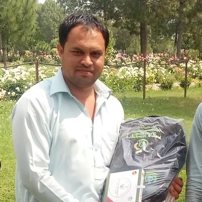 Annan_Munawar's profile picture. Munawar Tufail 
M.Sc Physics (KUST). 
Great Fan Of Imran Khan