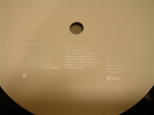 Lily_Wren's profile picture. Government advisor and social critic. Just Verso.