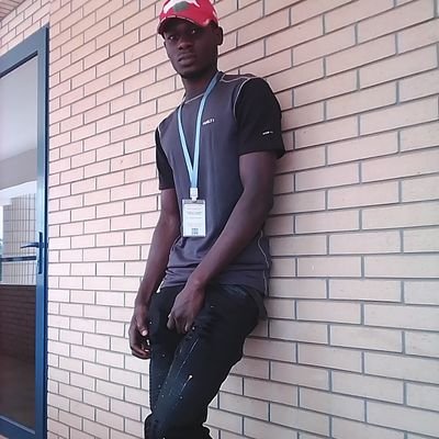 je suis un technicien au Togo