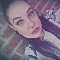 Yvonne (@yvii_xoxo) Twitter profile photo