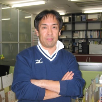 某研究機関において、国際競技力向上のために有用となる方策を生み出すための調査研究を担当しています。こちらでの呟きは個人的なもので、所属機関とは一切関係がありません。58歳、高知県出身。🐋 柴犬のリュウは、これからも大切な相棒です!🐕