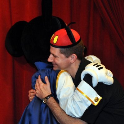 A dad's look at life and raising a family with a touch of magic... ✨ Tweets and opinions by @bobaycock, not @Disney. #DisneyDads #DisneySMC #DisneyMP #DVCMember