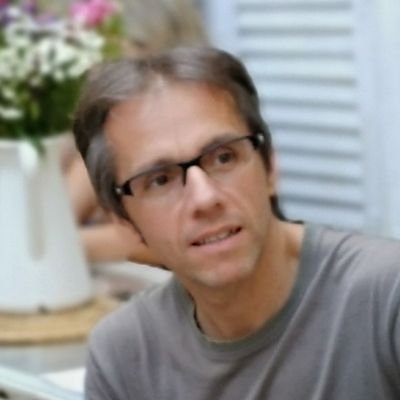 Dad of 👦, senior dev/arch and IT manager, marathon runner, Ironman 140.3, amateur chef, guitar freak, 🚴🏊🏃♂️👌🎸
Speaking and acting on behalf of myself.