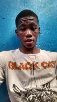 RWilthor's profile picture. mon pardon