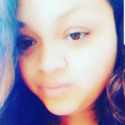 EsmeRozzie's profile picture. 💕💕💕💕💕💕💕💕💕💕