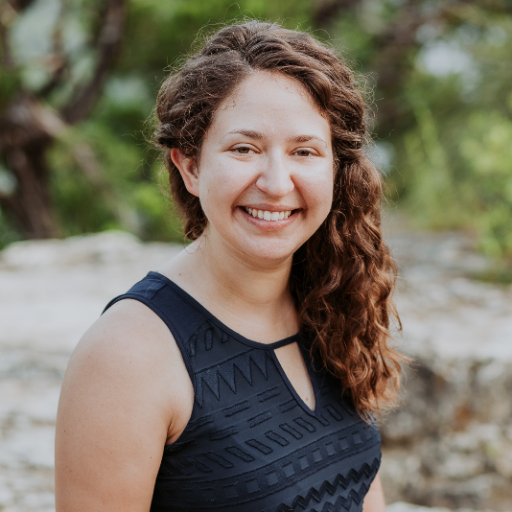 Hell-bent on ending homelessness & making racial equity a reality. Learning System & Evaluation Analyst @BuiltforZero. Mildly dangerous. Tweets = mine