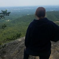 L🌵 (@smalltowwngirl) 's Twitter Profile
