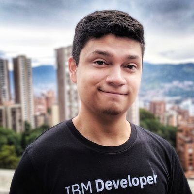 Informatics Engineer 🚀 | Spanish maintainer of @reactjs and @gatsbyjs docs | Senior Backend 🐍 @apploi | Speaker | Constantly learning 🤓