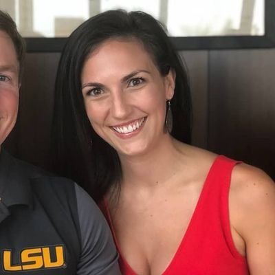 901→225║LSU 🐯 Alum║Married 💍║BS, MA, MS 👩🎓║ Bulldog Mom 🐾║Pro-Wrestling Armchair Analyst║LSU 🐅 Saints ⚜️ Bengals 🏈║#RunnerNation