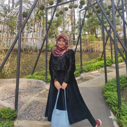 Istyaraa's profile picture. Matematika UNPAS 2011
Love Music