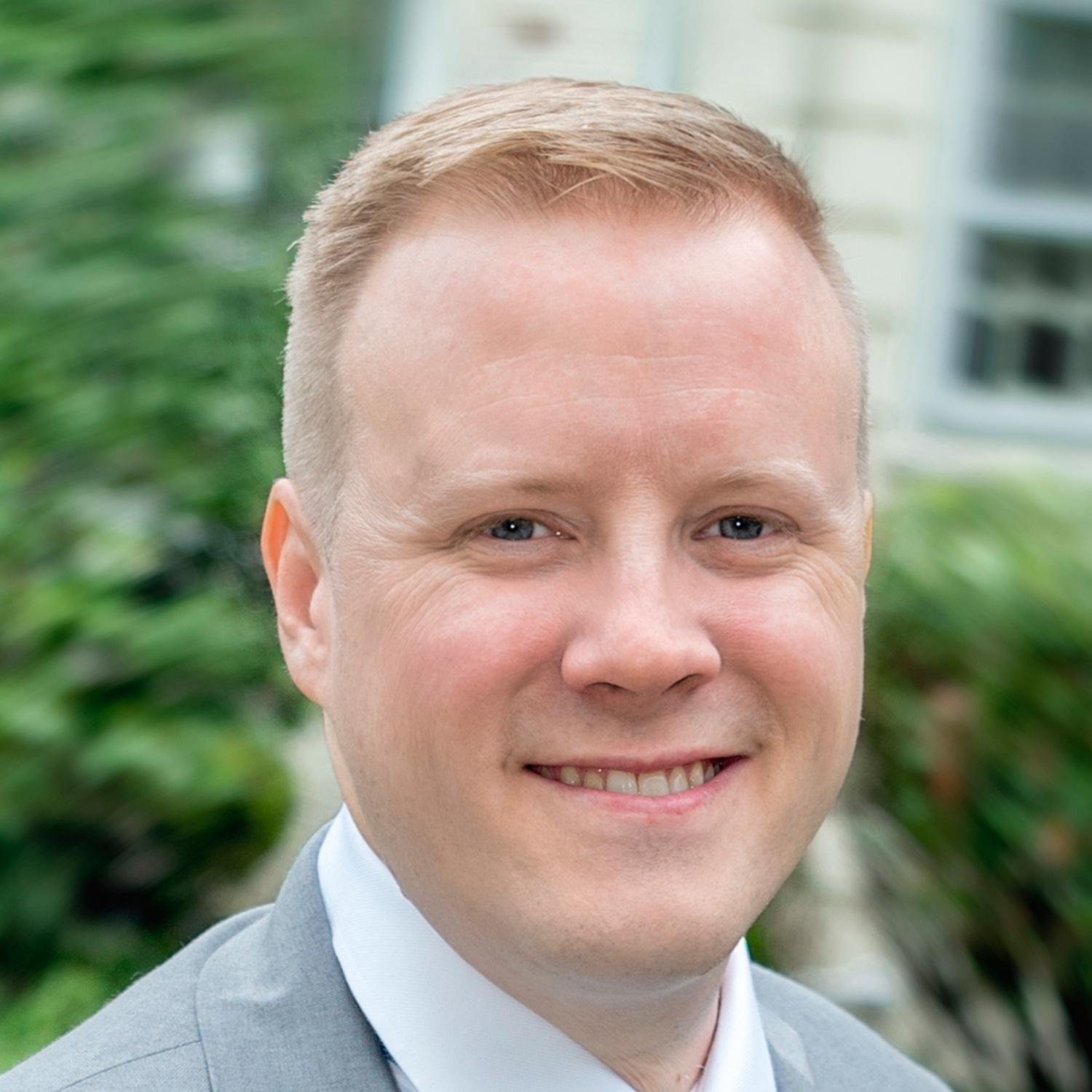 dhmilnes's profile picture. @Money_Geek, data nerd, not smarter than my 5th Grader