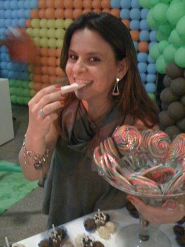 Empresária, trabalhadora, CAC. Defensora do direito de liberdade, do direito de Ir e Vir. Respeito a Deus, Pátria, Família e Liberdade. Bolsonarista assumida.