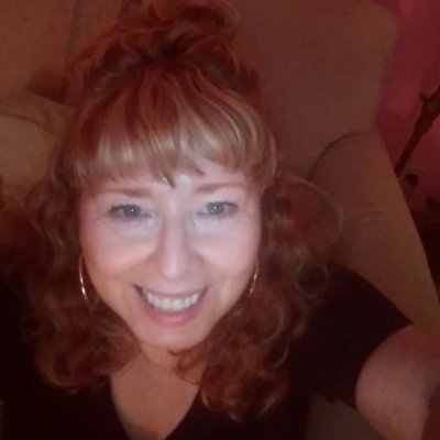 tolliver_gloria's profile picture. Christ follower. Worship leader. MBA. Lover of truth, freedom, and compassion. Friends are my treasure. I drive a bug with generosity as its keys.🚗