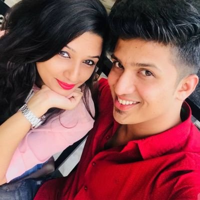 JyotiPratik's profile picture. 