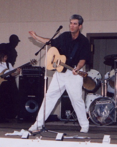 THE NEW KING IN MUSIC , THE RE-LAUNCH OF THE BEATLES WITH