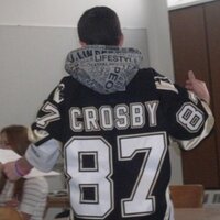 Chris Giroux - @c_ochocincofan Twitter Profile Photo