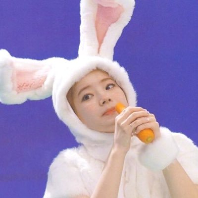 19961101__J's profile picture. 