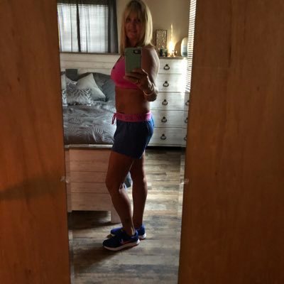 WhodeyBitch's profile picture. 