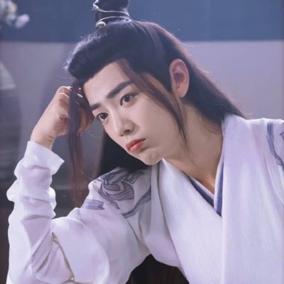 GlfPwtcPH13leF2's profile picture. 