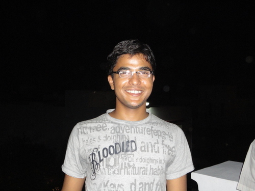 abhinavec08's profile picture. 