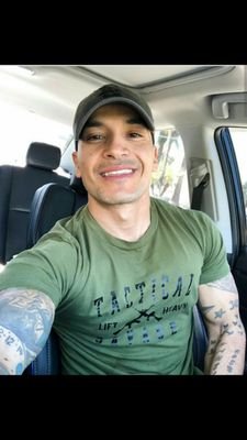 AvlosJames's profile picture. someone loving me and finding true love and loving him makes me happy