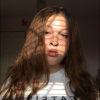 call me chloe? (@rhapsodycth) 's Twitter Profile