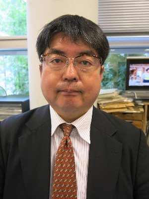 新聞記者。ここに書くことは所属会社とは無関係です。新入社員のころは、上司に破滅型と言われました。