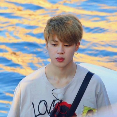 J_1013_0613's profile picture. 