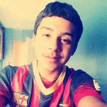 soy un chico gay buena onda un poco tímido
manda dm y intercambiamos fotos