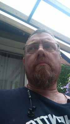 YourCadle's profile picture. Ex Tesla employee, Now work for NIO Power. 
Tesla lost a great employee.