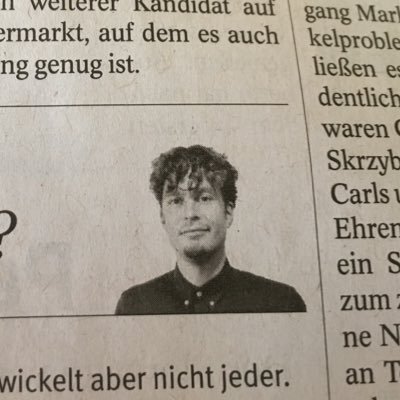 Redakteur bei der WAZ in Bochum, vorher @FunkeSport. Refugees sind weiterhin willkommen! Und: support your local newspaper.