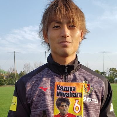 グラサポ⚽で～す(^o^)/  
 B'z36年目も突っ走ってください✨大好きです❤️
 ポルノグラフティ年明けライブ楽しみです💕BREAKERZはドリフェスで初めてステージ観てファンクラブ加入✌️😁🎵
よろしくお願いします😊