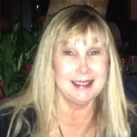 Carolyn Zeno - @ZenoCarolyn Twitter Profile Photo