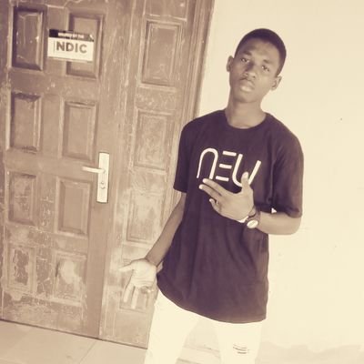 BashirS25894485's profile picture. I follow back 🔞
@ronaldo addict 😢