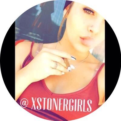 xStonerGirls Profile Picture