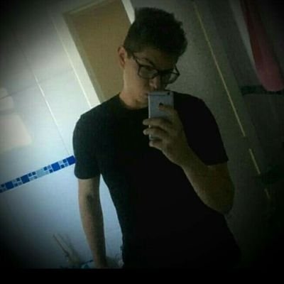 AlanQuevedo18's profile picture. 🔥