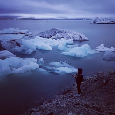 hrschkfr's profile picture. he/him