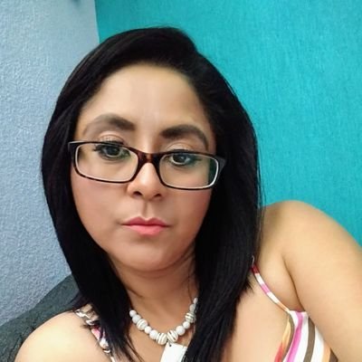 Soy la libertad, soy el aire, soy como la hoja al viento .... Que nadie me detenga ;)